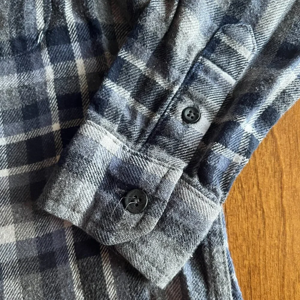Old Navy gray and blue flannel shirt S 6-7
